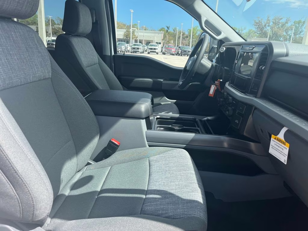 2026 Oxford White Ford Super Duty F-250 SRW XLT 4X4 Truck