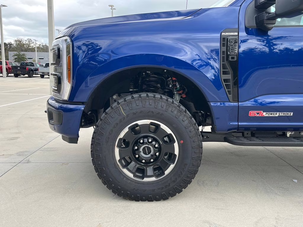 2026 Blue Metallic Ford Super Duty F-250 SRW Platinum 4X4 Truck