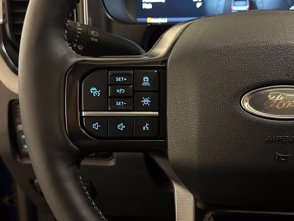 2026 Blue Metallic Ford Super Duty F-250 SRW Platinum 4X4 Truck