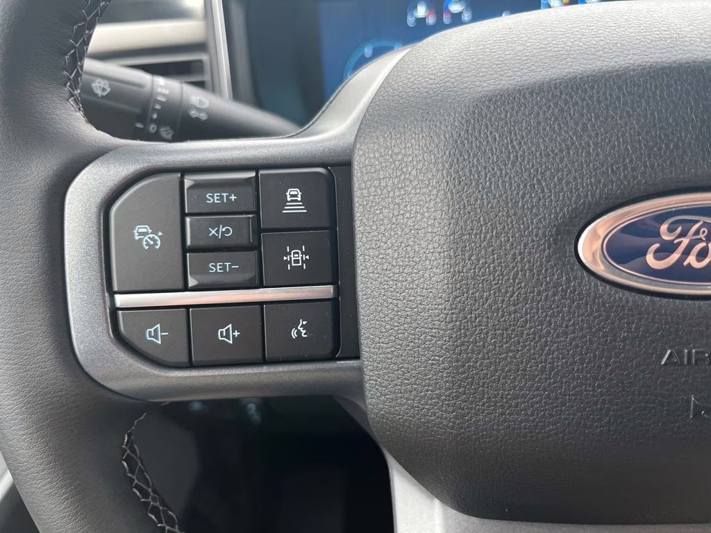 2026 Argon Blue Metallic Ford Super Duty F-350 SRW Lariat 4X4 Truck