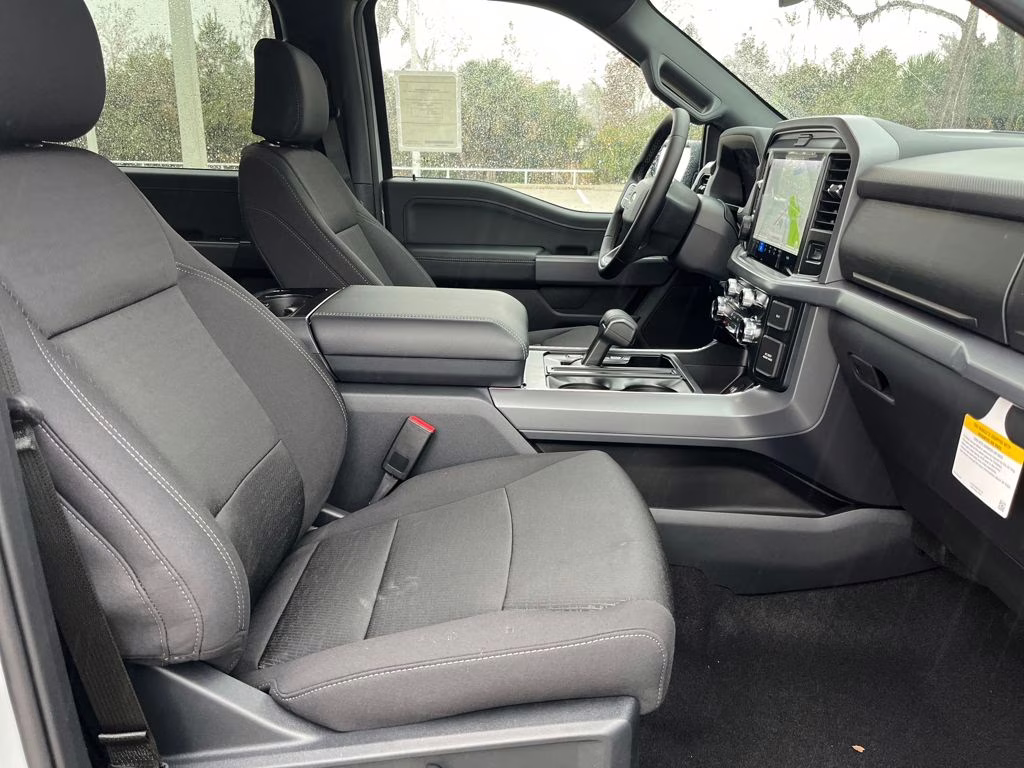 2026 Avalanche Ford F-150 XLT RWD Truck