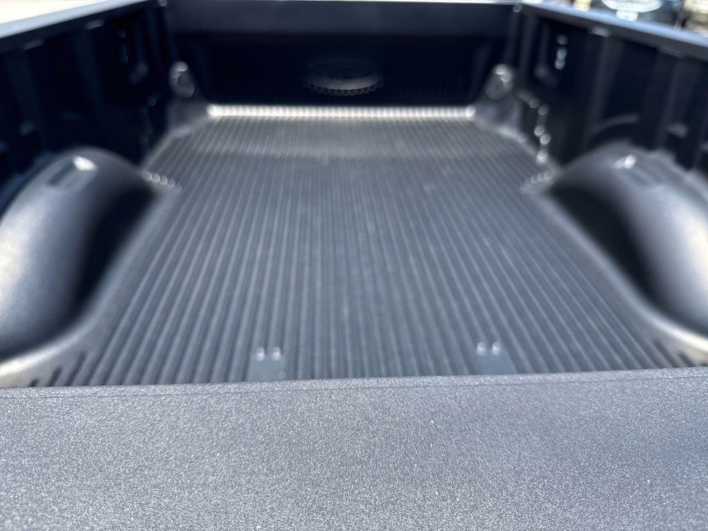 2025 Oxford White Ford Super Duty F-350 SRW XL 4X4 Truck