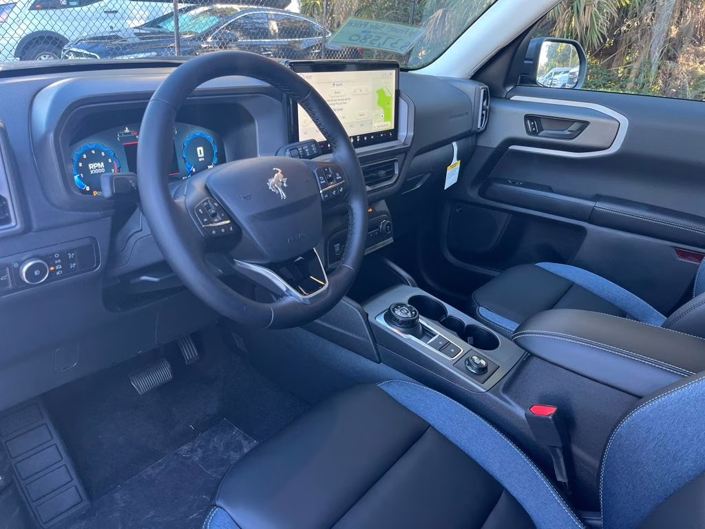 2025 Shadow Black Ford Bronco Sport Outer Banks 4X4 SUV