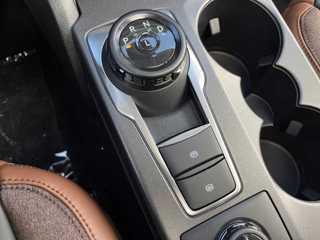 2025 Oxford White Ford Bronco Sport Outer Banks 4X4 SUV