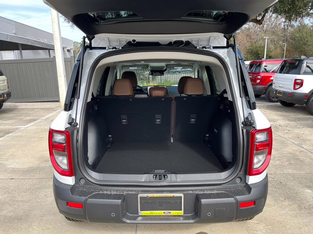 2025 Oxford White Ford Bronco Sport Outer Banks 4X4 SUV