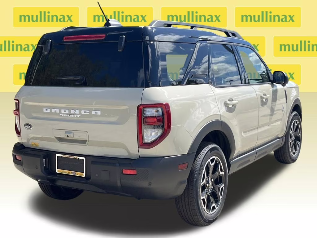 2025 Desert Sand Ford Bronco Sport Outer Banks 4X4 SUV