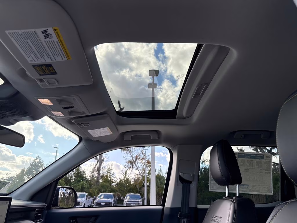 2025 Shadow Black Ford Maverick Lobo AWD Truck