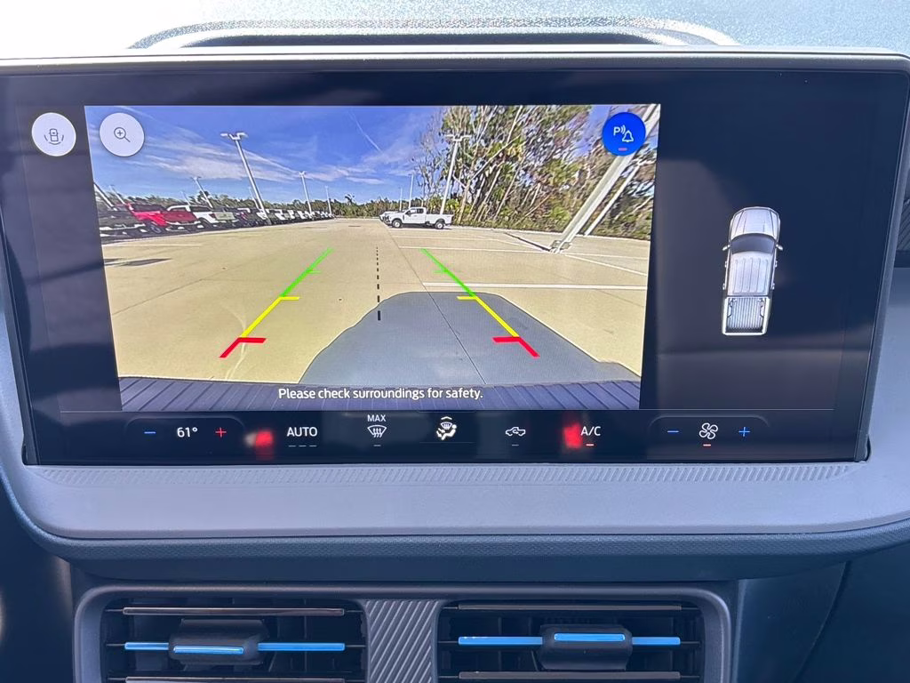 2026 Space White Metallic Ford Maverick Lobo Standard AWD Truck