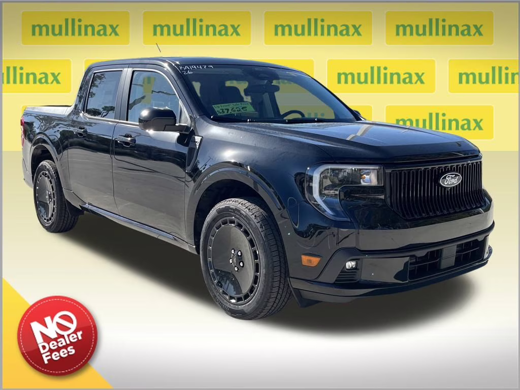 2026 Shadow Black Ford Maverick Lobo Standard AWD Truck