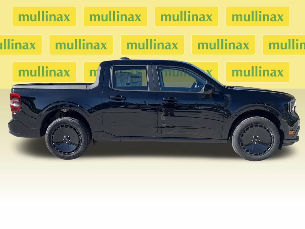 2026 Shadow Black Ford Maverick Lobo Standard AWD Truck