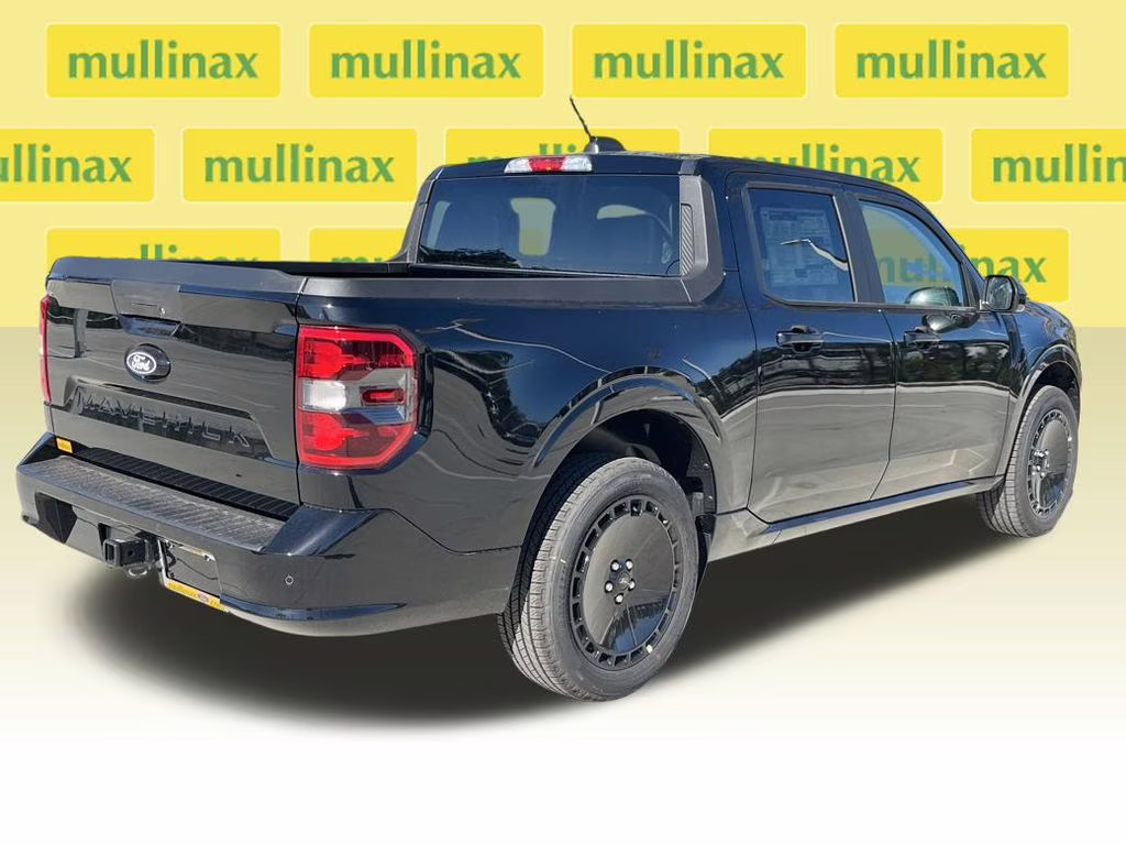 2026 Shadow Black Ford Maverick Lobo Standard AWD Truck