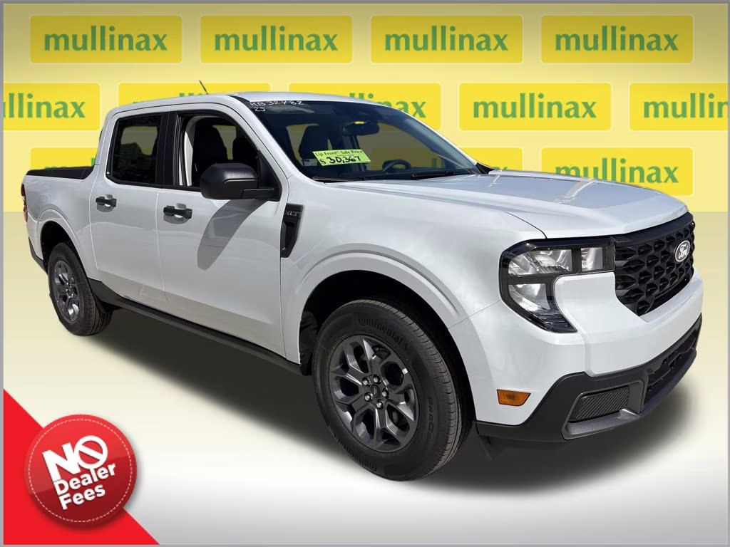 2025 Space White Metallic Ford Maverick XLT AWD Truck