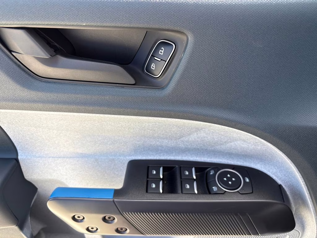 2025 Space White Metallic Ford Maverick XLT AWD Truck