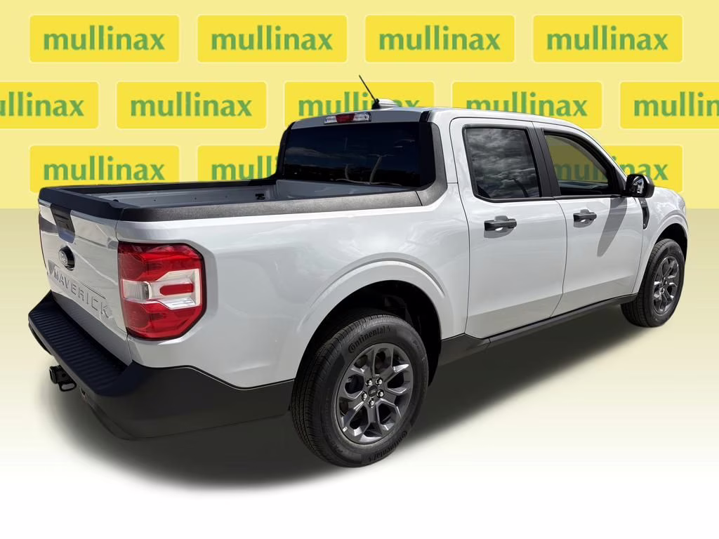 2025 Space White Metallic Ford Maverick XLT AWD Truck