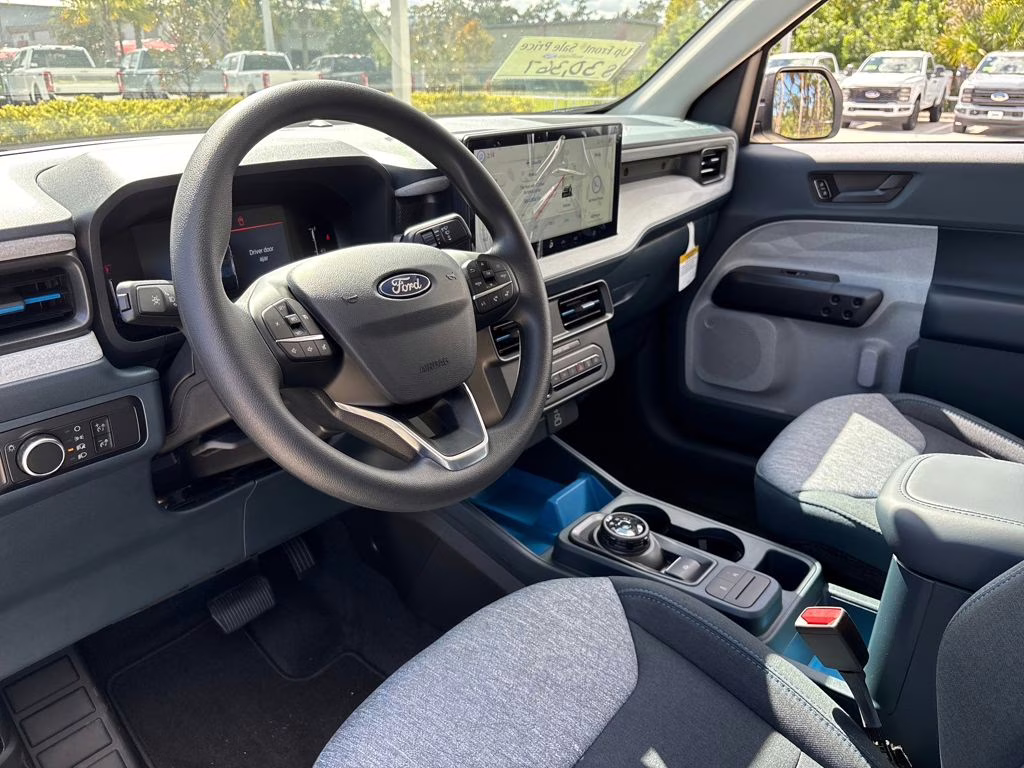 2025 Space White Metallic Ford Maverick XLT AWD Truck