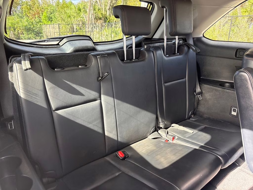 2015 Silver Sky Metallic Toyota Highlander Limited FWD SUV