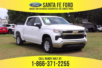 2025 Summit White Chevrolet Silverado 1500 LT 4X4 Truck