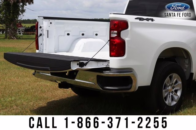 2025 Summit White Chevrolet Silverado 1500 LT 4X4 Truck