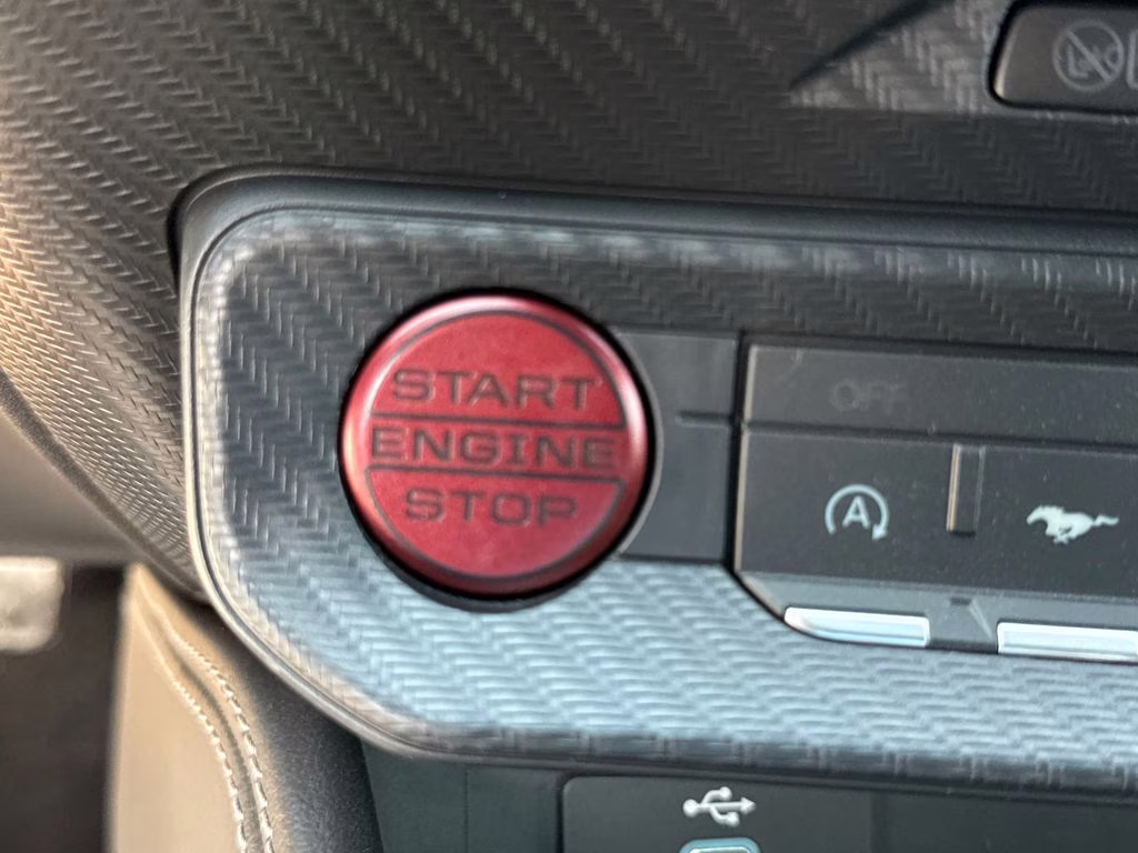 2025 Oxford White Ford Mustang GT Premium RWD Coupe