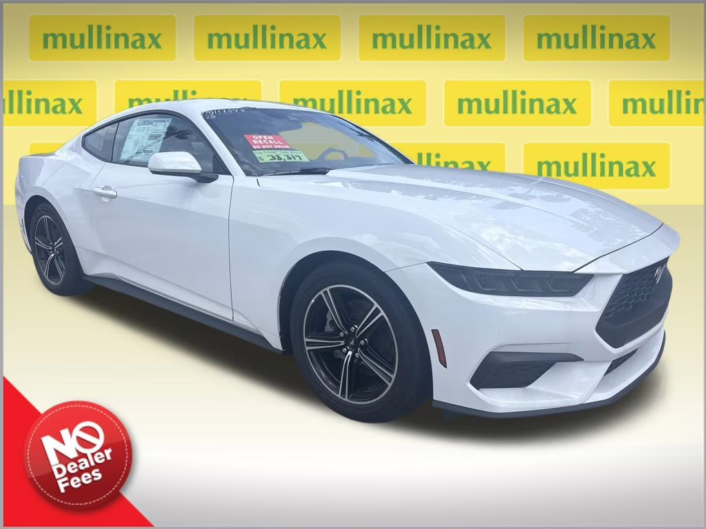 2025 Oxford White Ford Mustang EcoBoost RWD Coupe