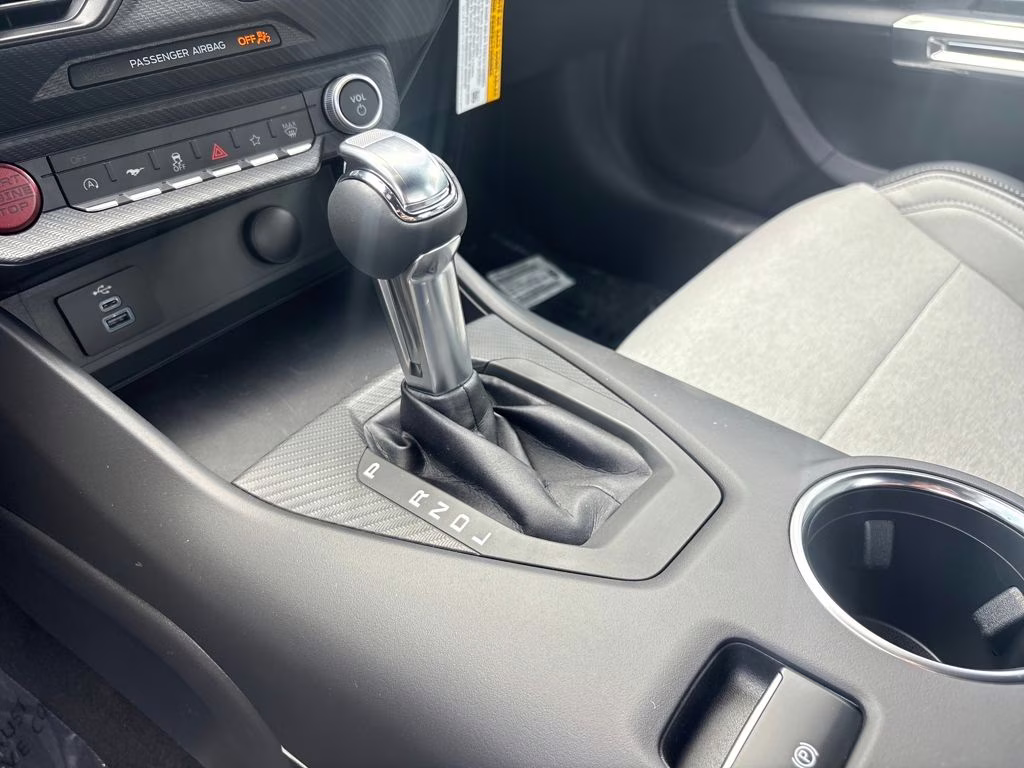 2025 Oxford White Ford Mustang EcoBoost RWD Coupe