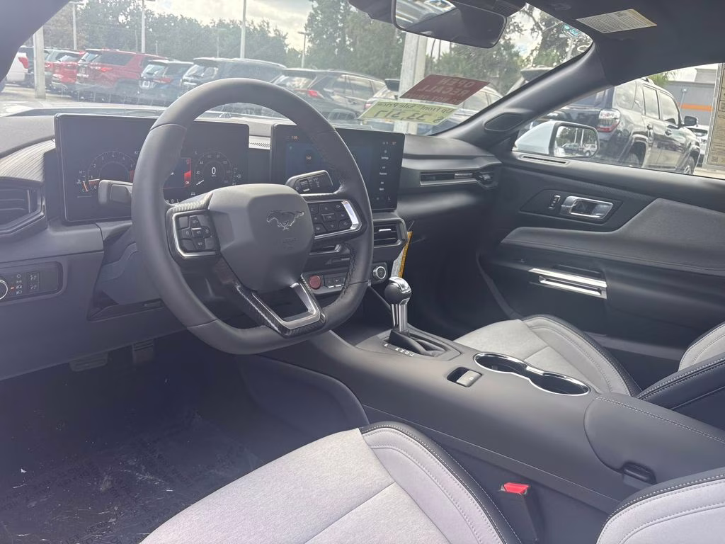 2025 Oxford White Ford Mustang EcoBoost RWD Coupe