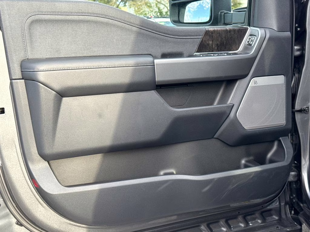 2026 Carbonized Gray Metallic Ford Super Duty F-550 DRW Lariat 4X4 Chassis