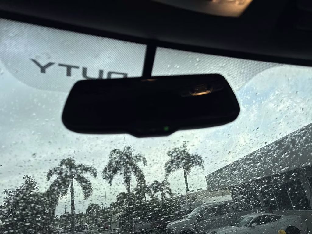 2025 Oxford White Ford Super Duty F-750 Base RWD Truck