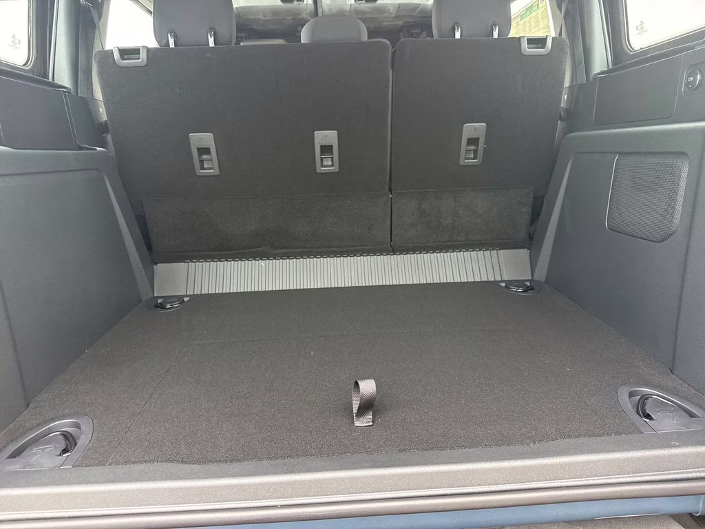 2025 Azure Gray Metallic Tri-Coat Ford Bronco Base 4X4 SUV