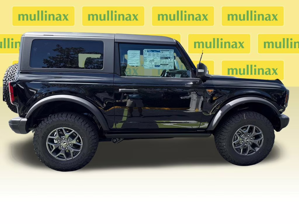 2025 Shadow Black Ford Bronco Badlands 4X4 SUV