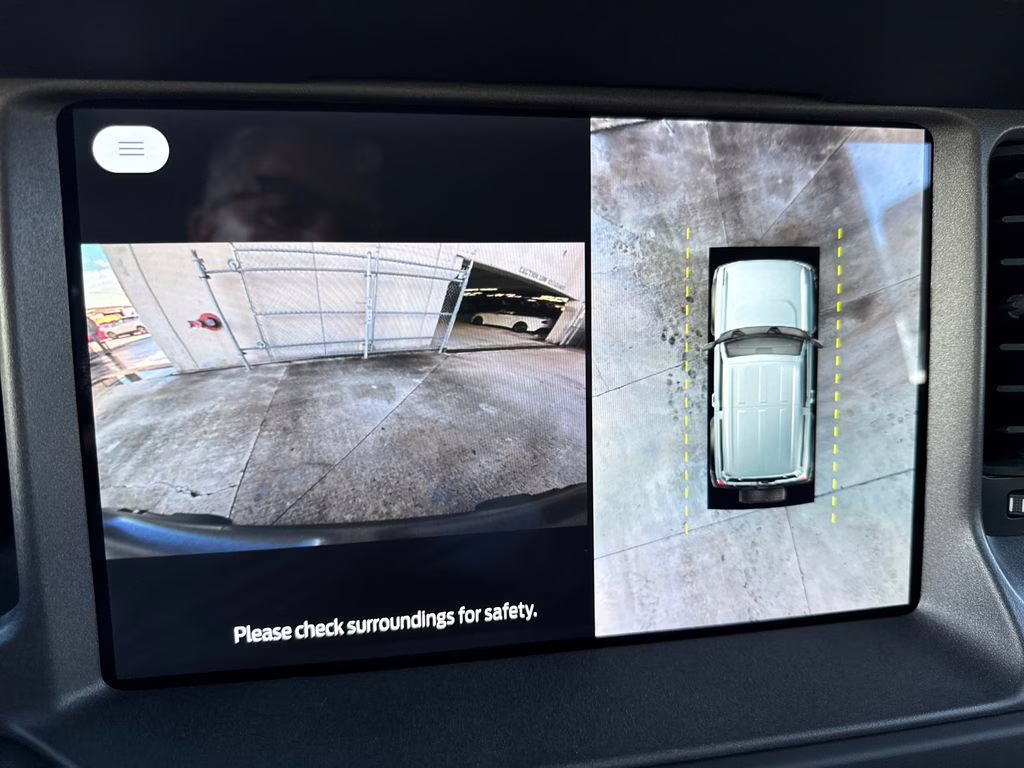 2025 Gray Metallic Ford Bronco Badlands 4X4 SUV