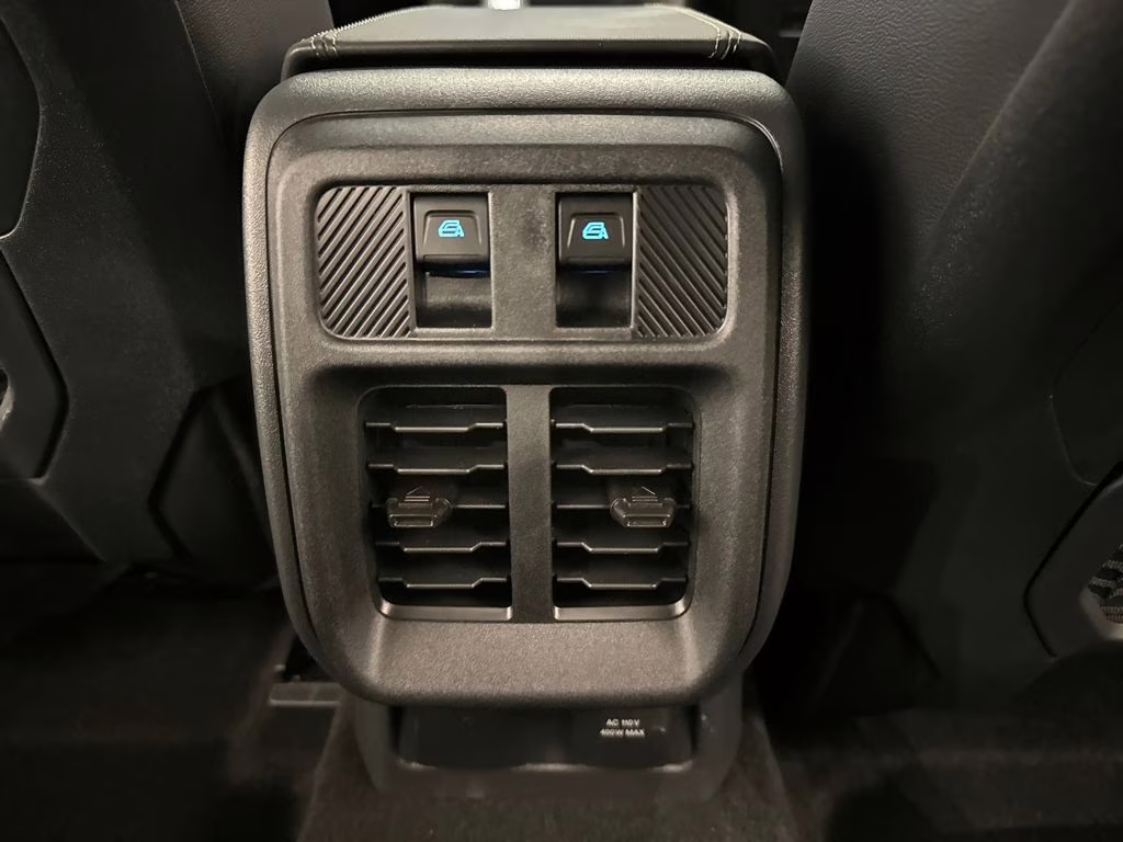 2025 Desert Sand Ford Bronco Badlands 4X4 SUV