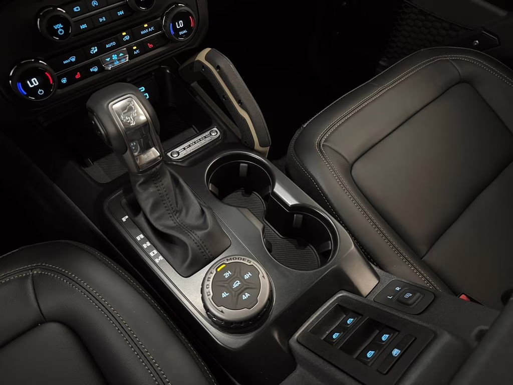 2025 Desert Sand Ford Bronco Badlands 4X4 SUV