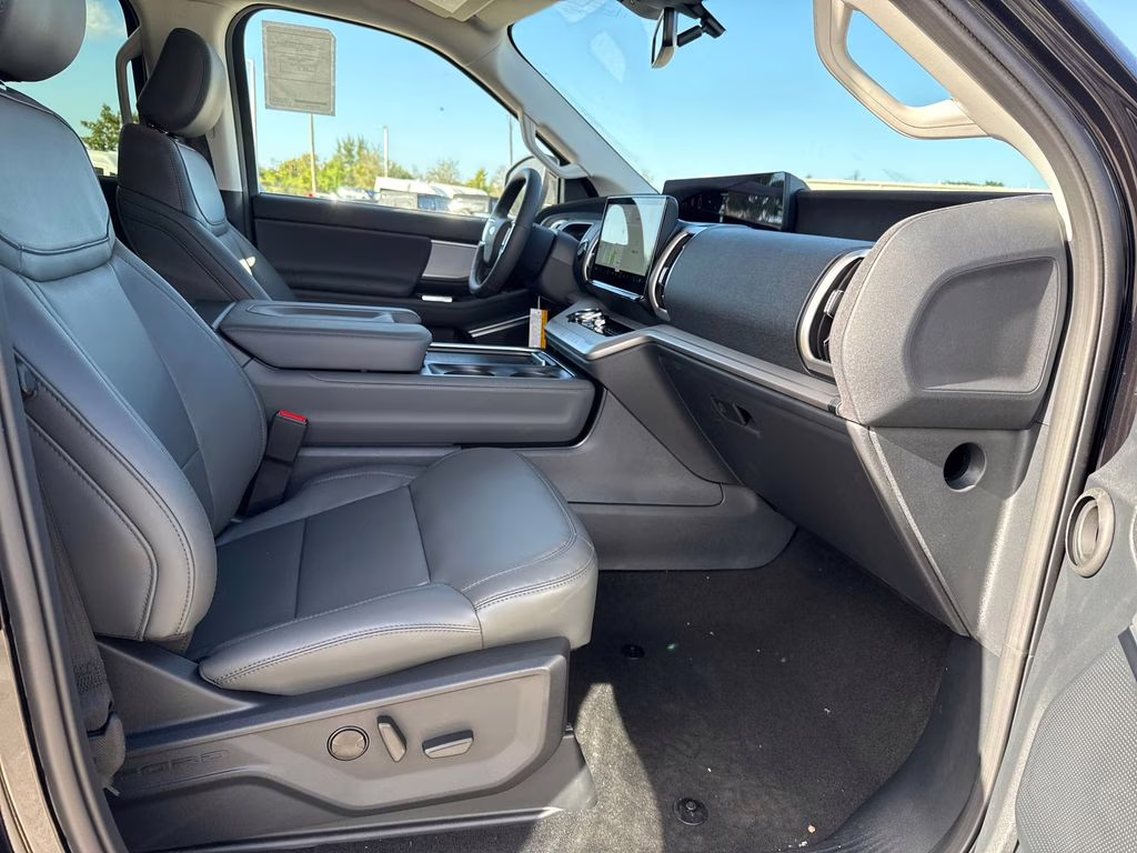 2026 Agate Black Metallic Ford Expedition Max Active RWD SUV