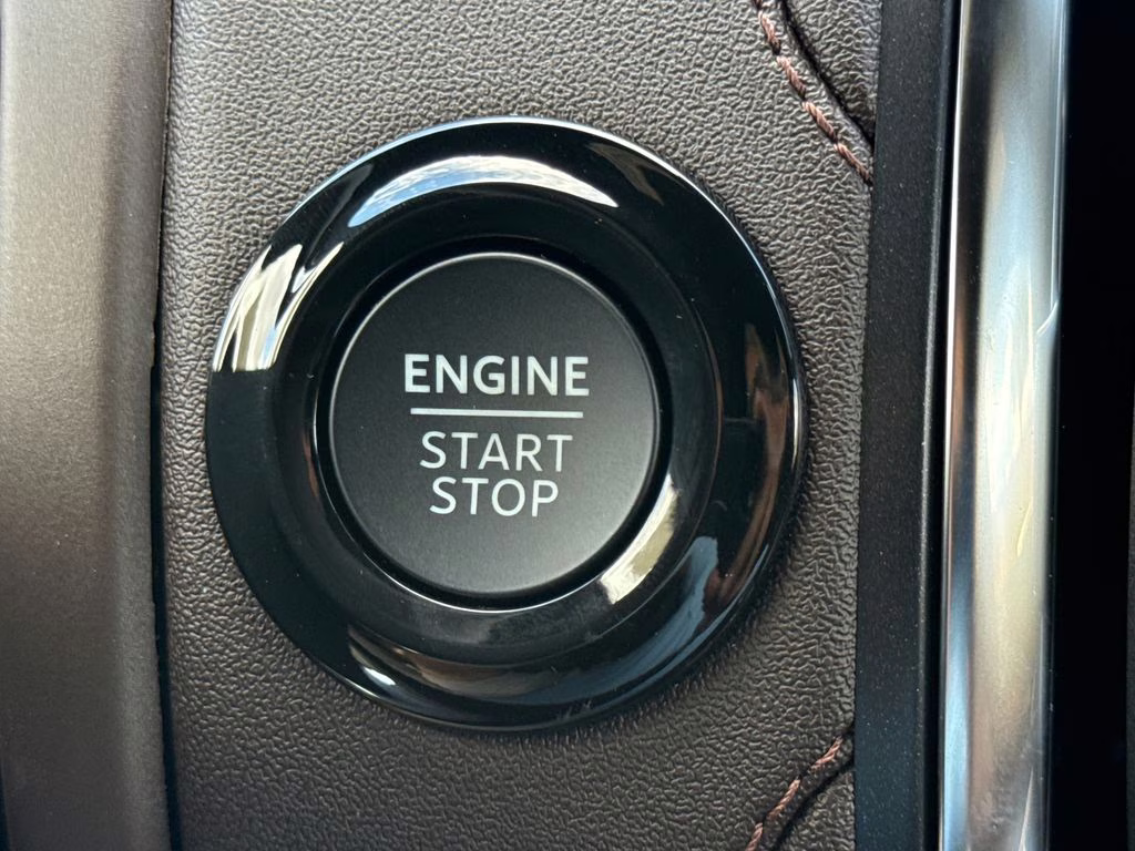 2025 Agate Black Metallic Ford Expedition Max King Ranch 4X4 SUV