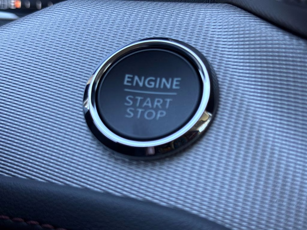 2026 Agate Black Metallic Ford Explorer Active RWD SUV