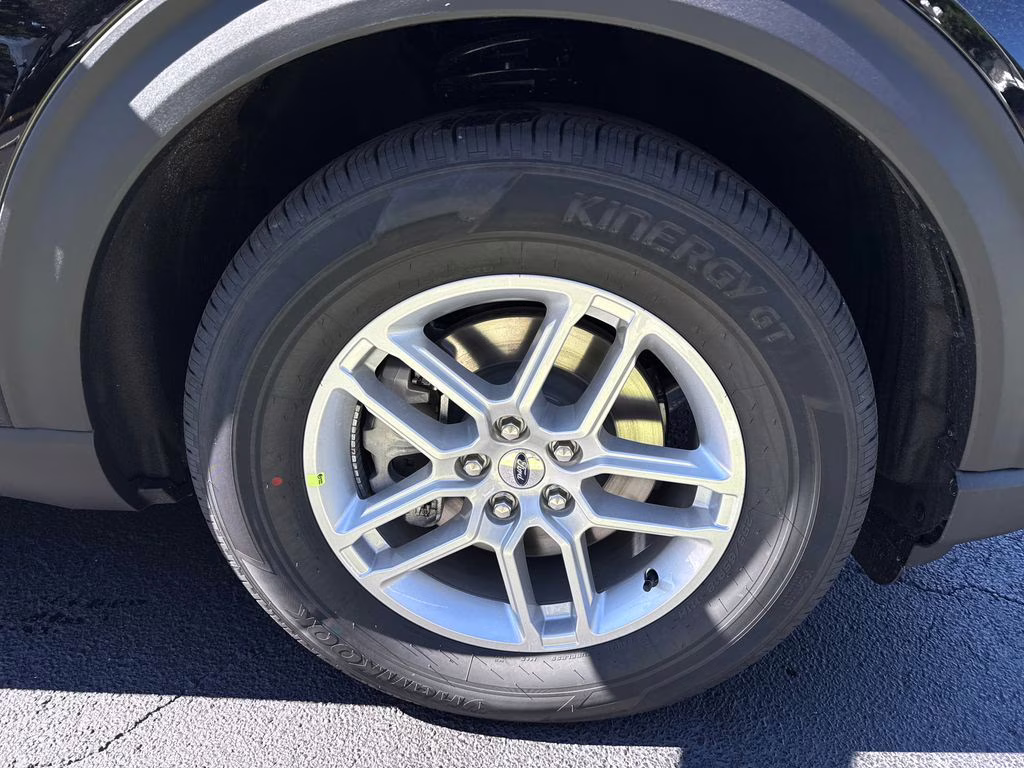 2026 Agate Black Metallic Ford Explorer Active RWD SUV