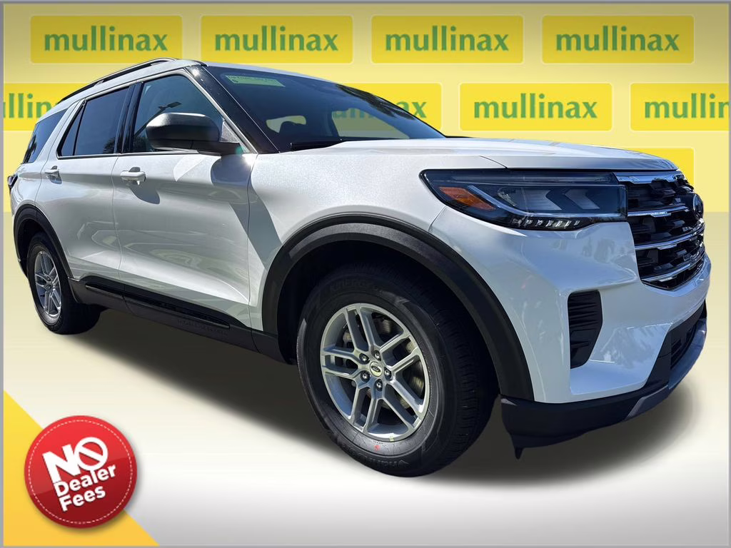 2026 Star White Metallic Tri-Coat Ford Explorer Active RWD SUV