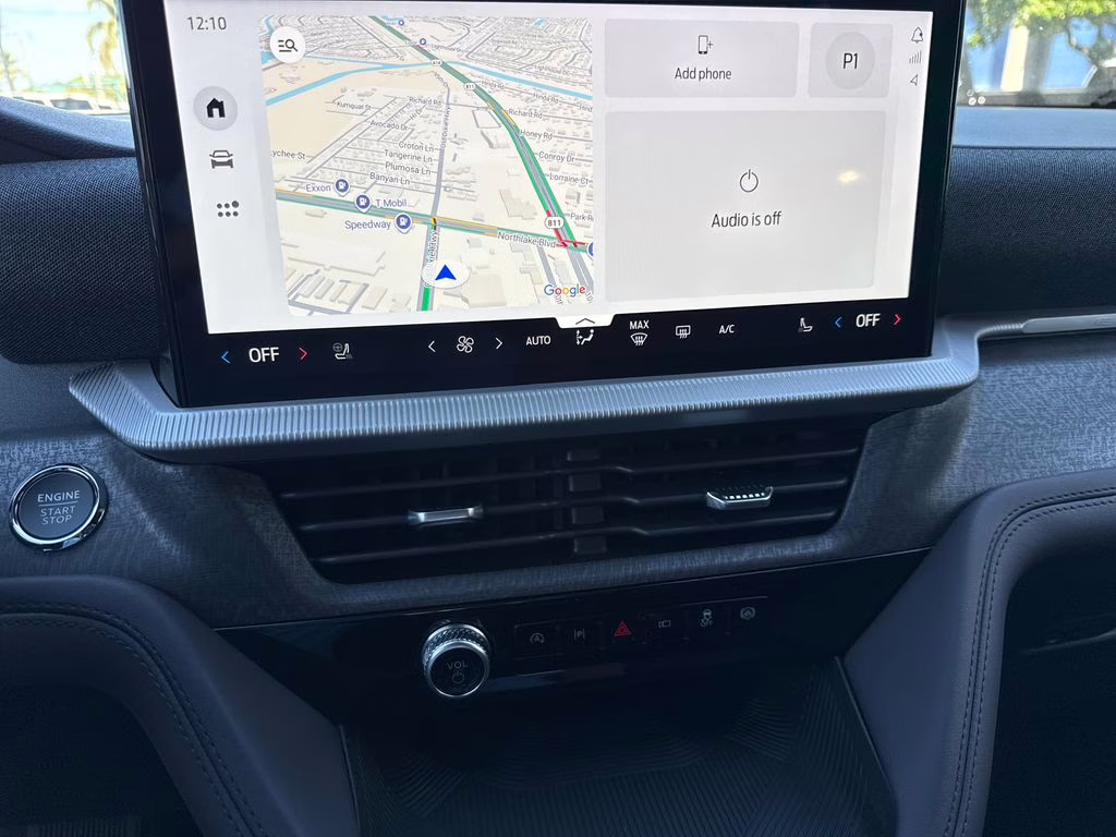 2026 Star White Metallic Tri-Coat Ford Explorer Platinum RWD SUV