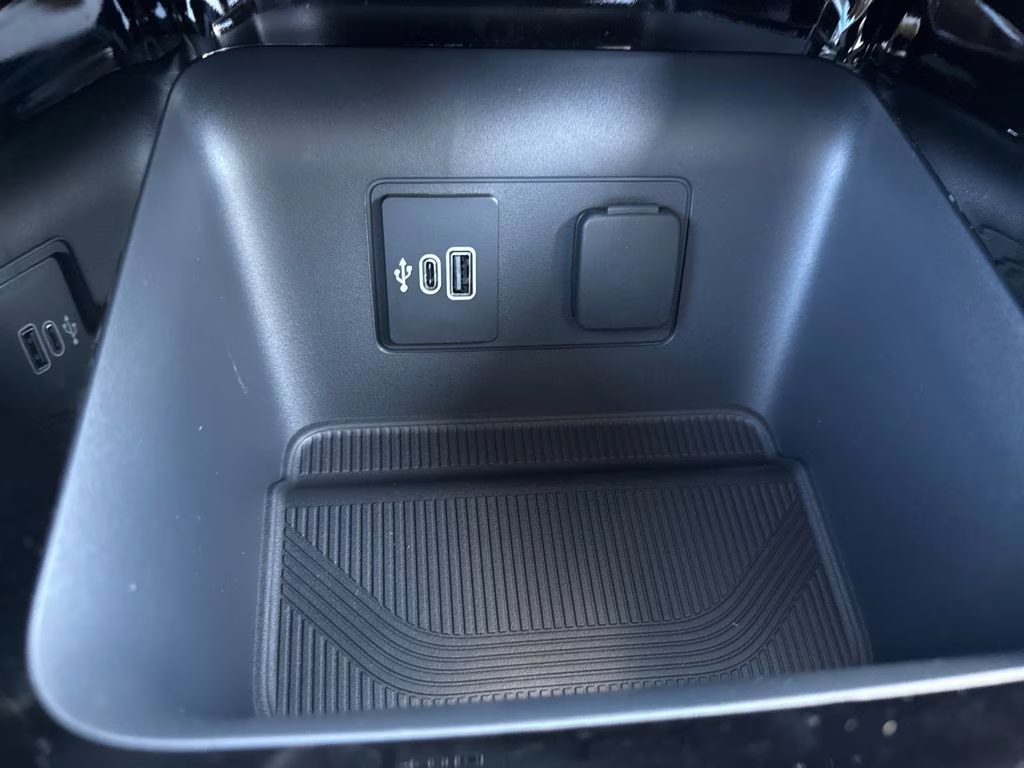 2026 Agate Black Metallic Ford Explorer Platinum 4X4 SUV