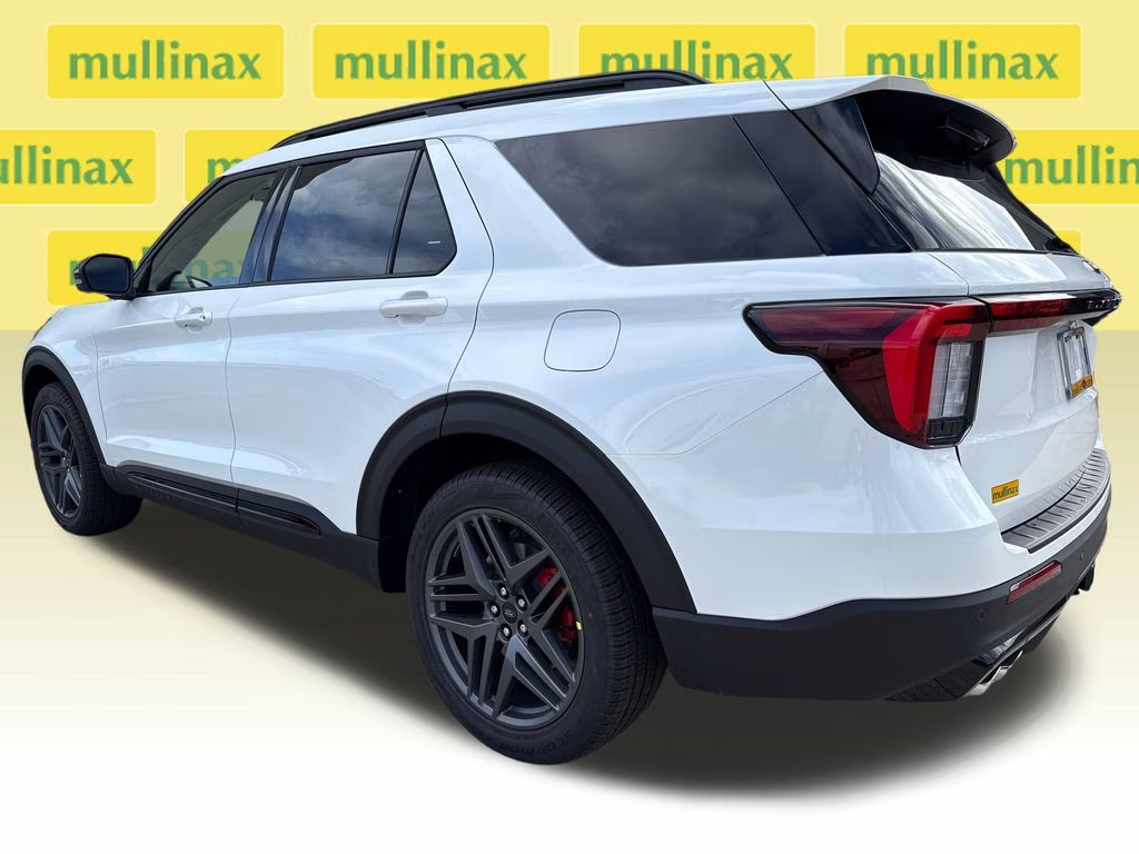 2026 Star White Metallic Tri-Coat Ford Explorer ST RWD SUV