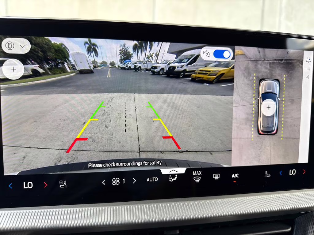 2026 Star White Metallic Tri-Coat Ford Explorer ST RWD SUV