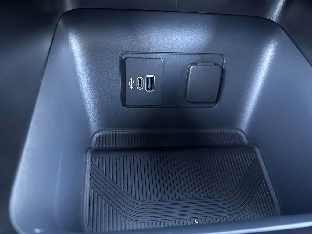 2026 Star White Metallic Tri-Coat Ford Explorer ST RWD SUV