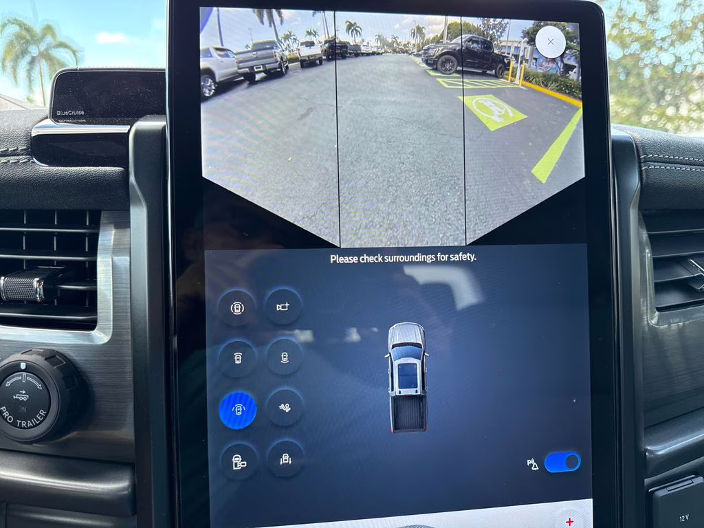 2025 Agate Black Metallic Ford F-150 Lightning Flash AWD Truck