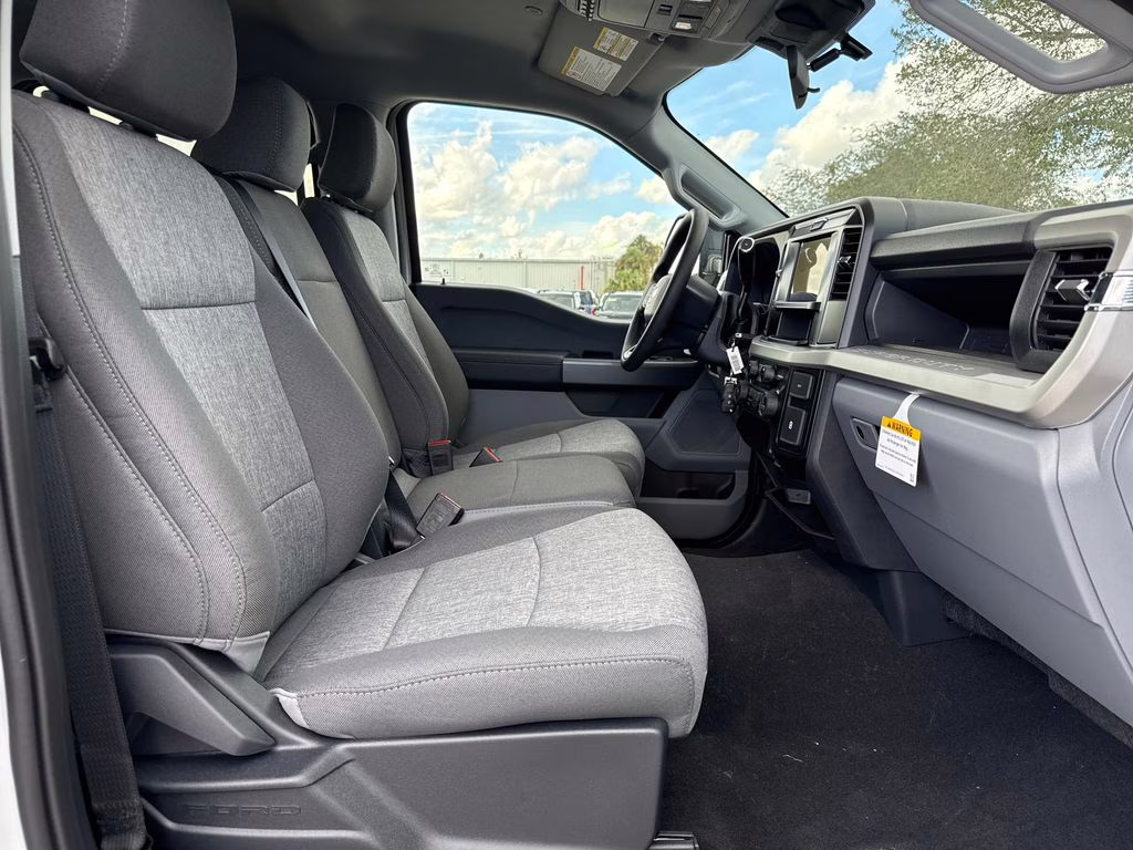 2026 Avalanche Ford Super Duty F-250 SRW STX 4X4 Truck