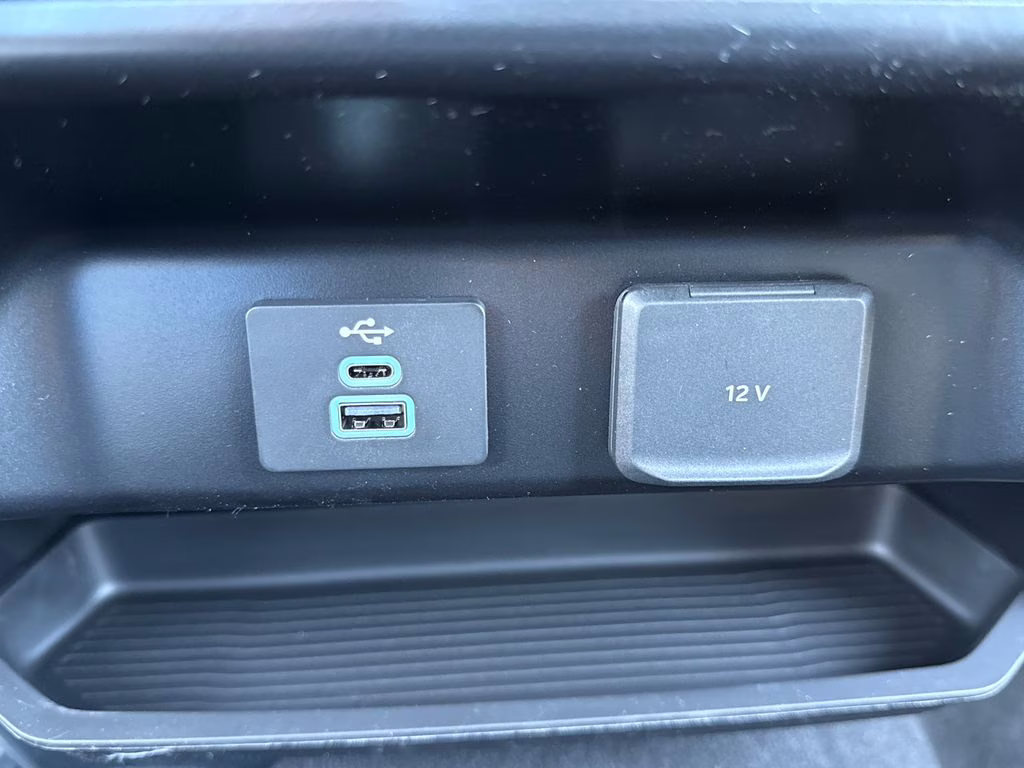 2026 Avalanche Ford Super Duty F-250 SRW XLT 4X4 Truck