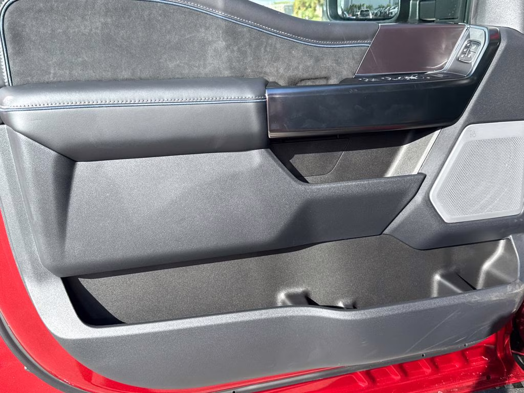 2026 Ruby Red Metallic Tinted Clearcoat Ford Super Duty F-250 SRW Platinum 4X4 Truck