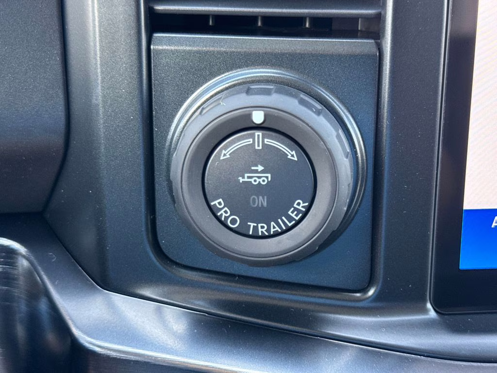 2026 Agate Black Metallic Ford Super Duty F-250 SRW Lariat 4X4 Truck