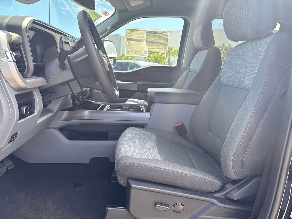 2026 Black Metallic Ford Super Duty F-250 SRW XLT 4X4 Truck