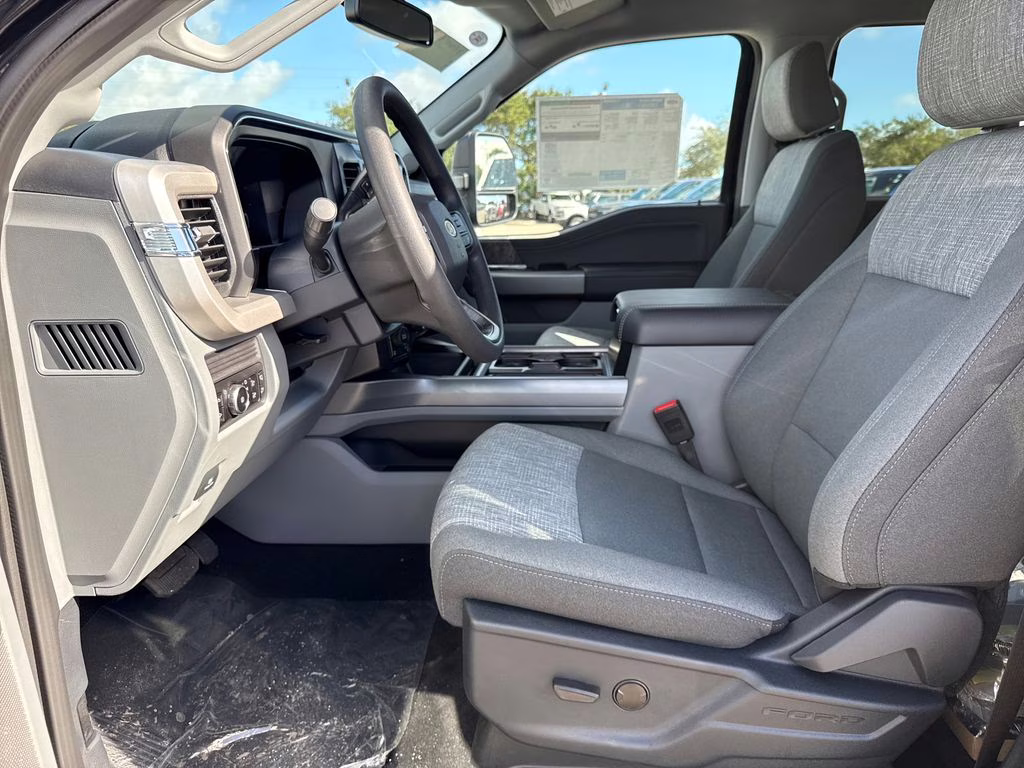 2026 Agate Black Metallic Ford Super Duty F-250 SRW XLT 4X4 Truck